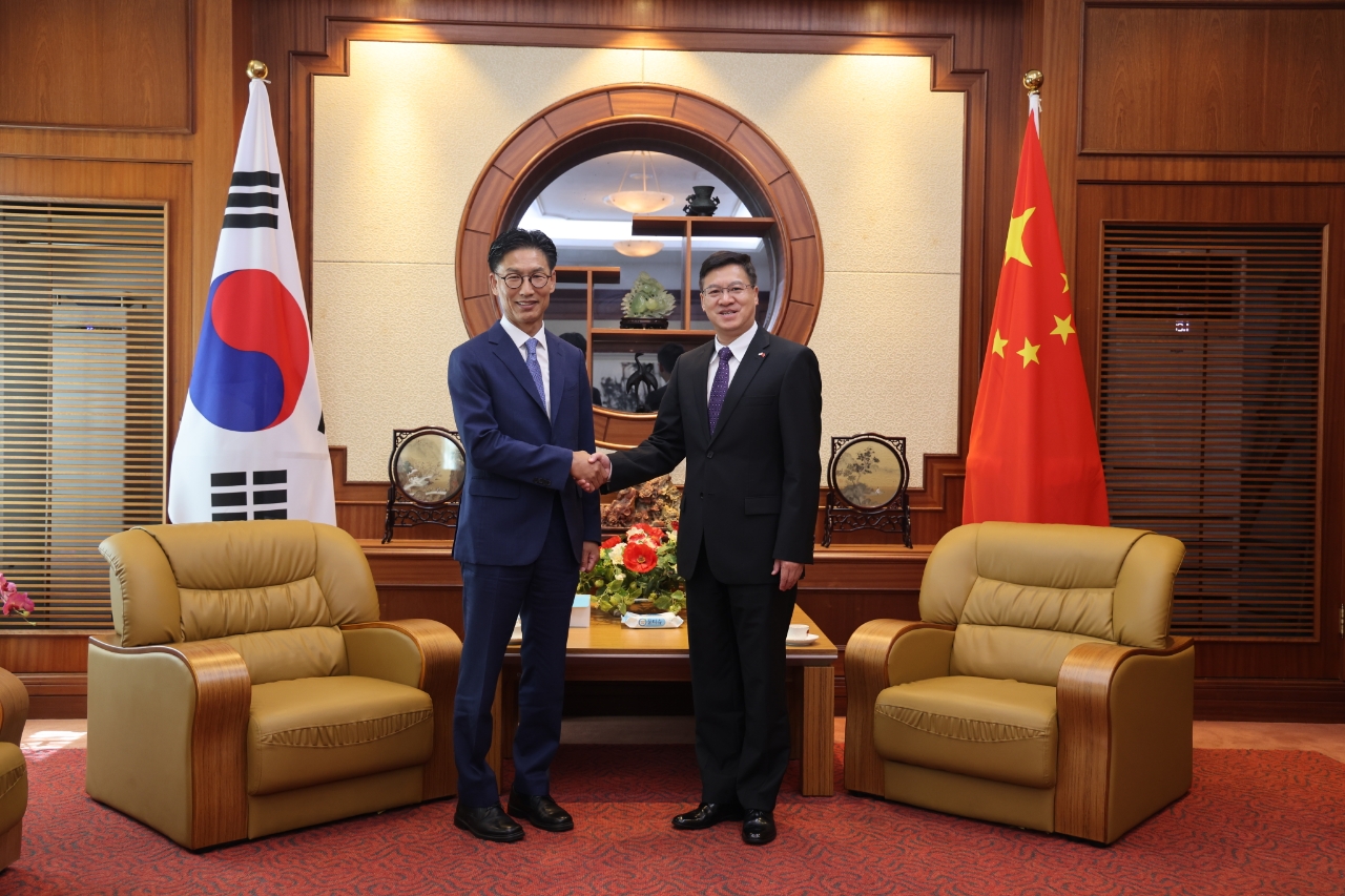 Commissioner Kim Visited Consulate-General of China in Busan